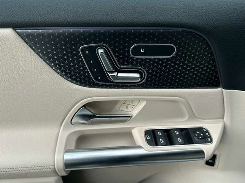 Certified 2026 Mercedes-Benz GLA 250 image 11