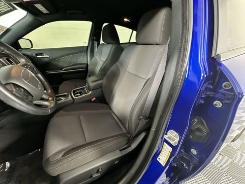 Used 2021 Dodge Charger SXT RWD image 11