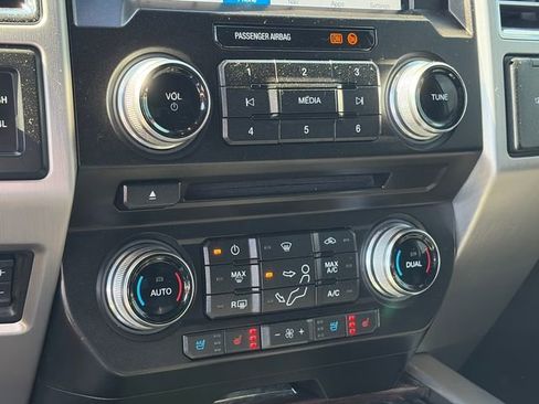 Used 2017 Ford F250 Platinum w/ Platinum Ultimate Package image 24