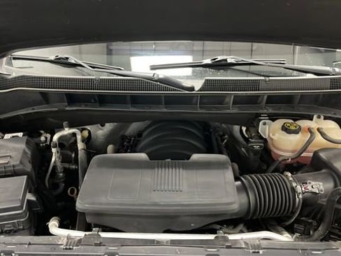 Used 2019 Chevrolet Silverado 1500 LT Trail Boss AWD/4WD image 27