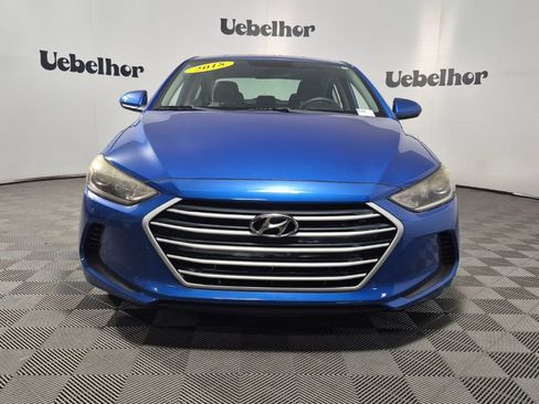 Used 2018 Hyundai Elantra SE w/ Winter Weather Package FWD image 2