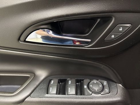 Used 2018 Chevrolet Equinox Premier AWD/4WD image 14