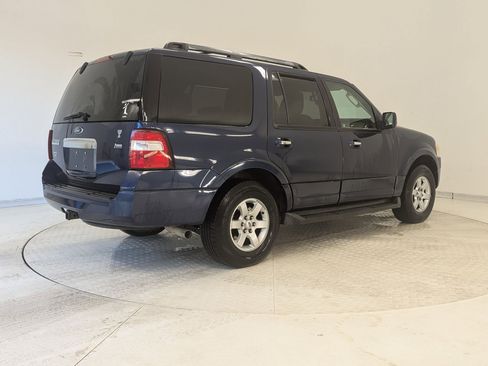 Used 2009 Ford Expedition XLT image 7