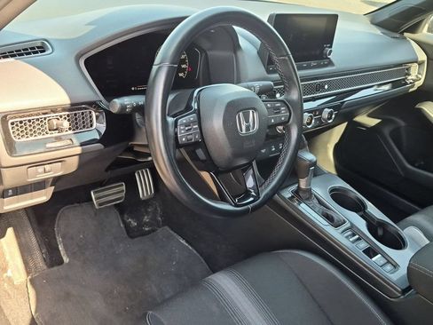Used 2025 Honda Civic Sport image 15
