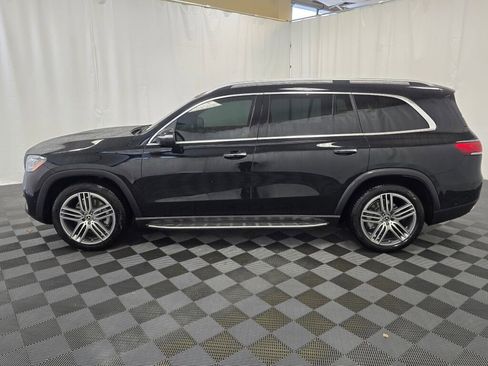 Used 2022 Mercedes-Benz GLS 450 4MATIC image 3