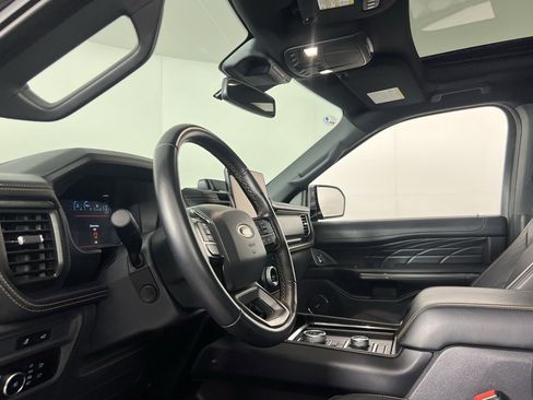 Used 2023 Ford Expedition Max Platinum image 23