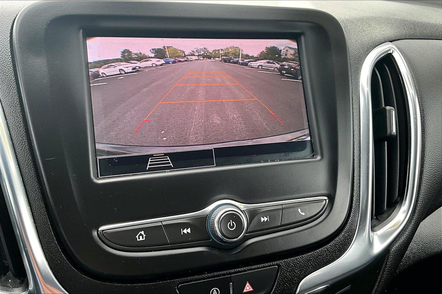 Used 2023 Chevrolet Equinox LT w/ Driver Convenience Package FWD image 20