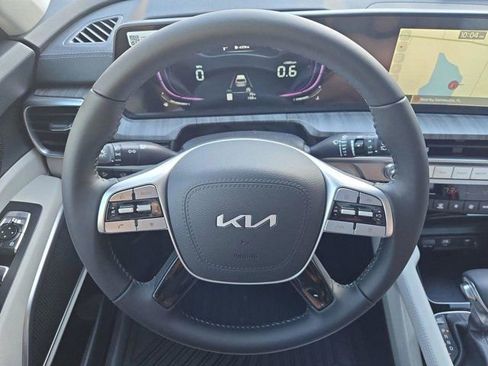 New 2025 Kia Telluride EX w/ EX Captain's Chair Package image 23