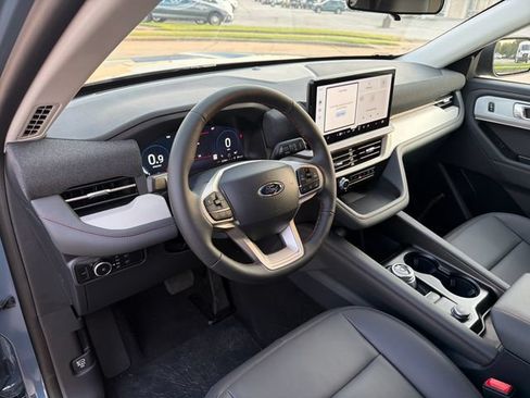 New 2026 Ford Explorer Active w/ Active Comfort Package AWD/4WD image 19
