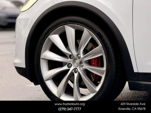 Used 2017 Tesla Model X P100D image 23