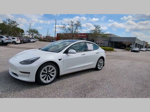 Used 2023 Tesla Model 3 Standard Range image 47