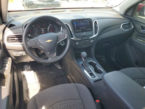 Used 2024 Chevrolet Equinox LT FWD image 17