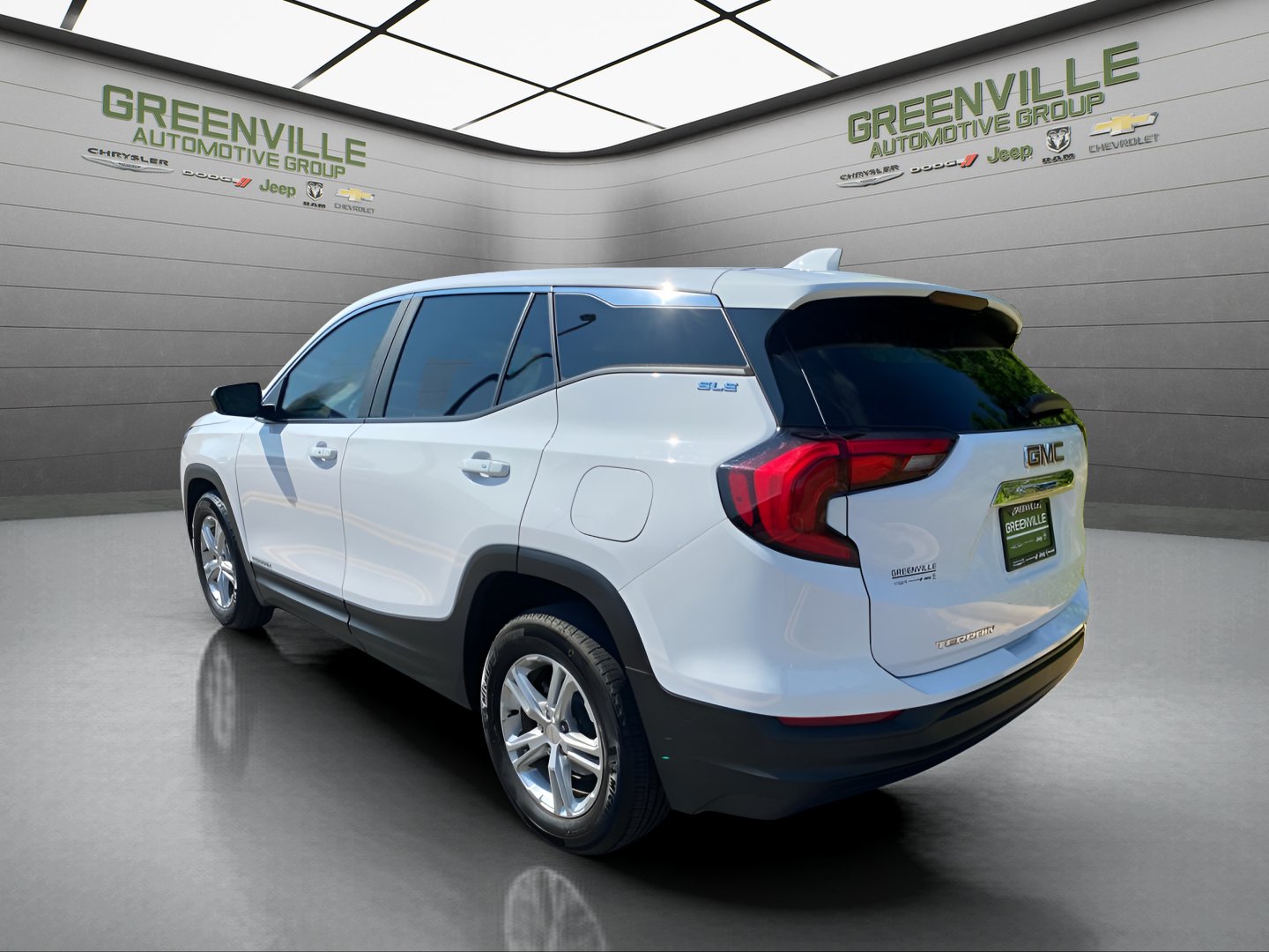 Used 2021 GMC Terrain SLE FWD image 6