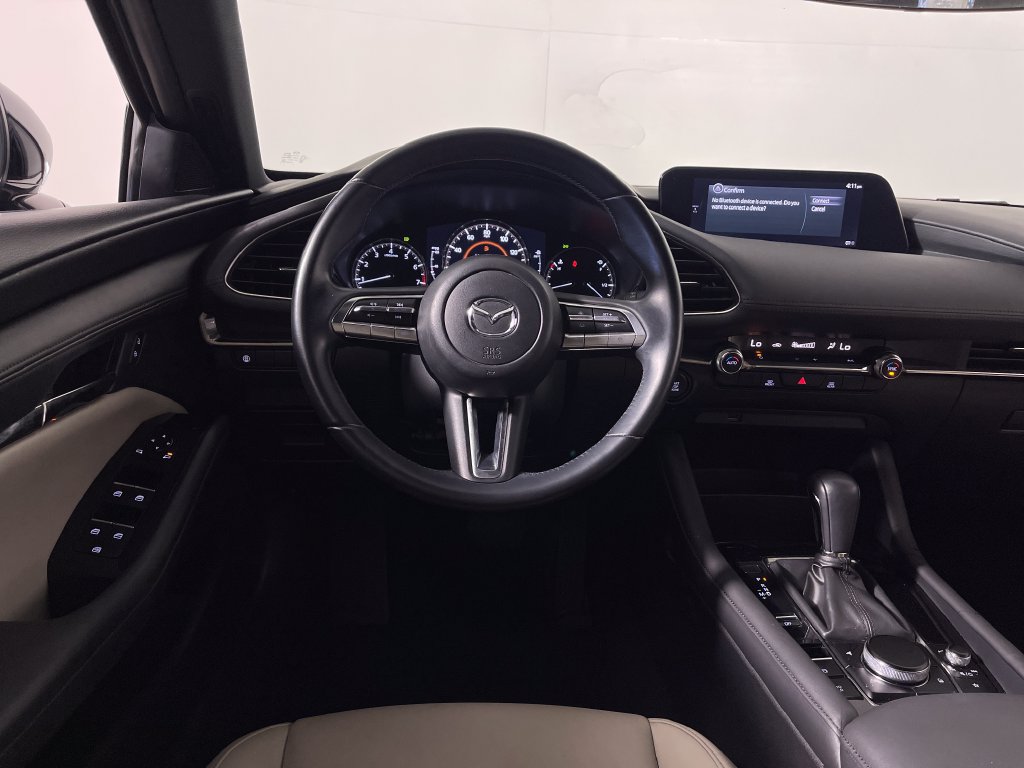 Used 2019 MAZDA MAZDA3 Hatchback FWD image 15