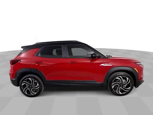 New 2026 Chevrolet TrailBlazer RS w/ Convenience Package FWD image 9