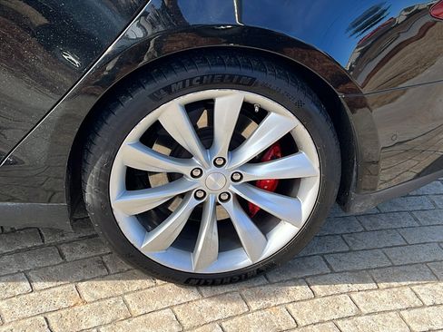 Used 2014 Tesla Model S P85D image 12