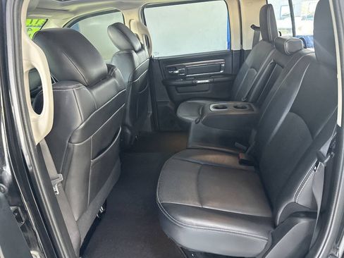 Used 2017 RAM 1500 Laramie AWD/4WD image 17