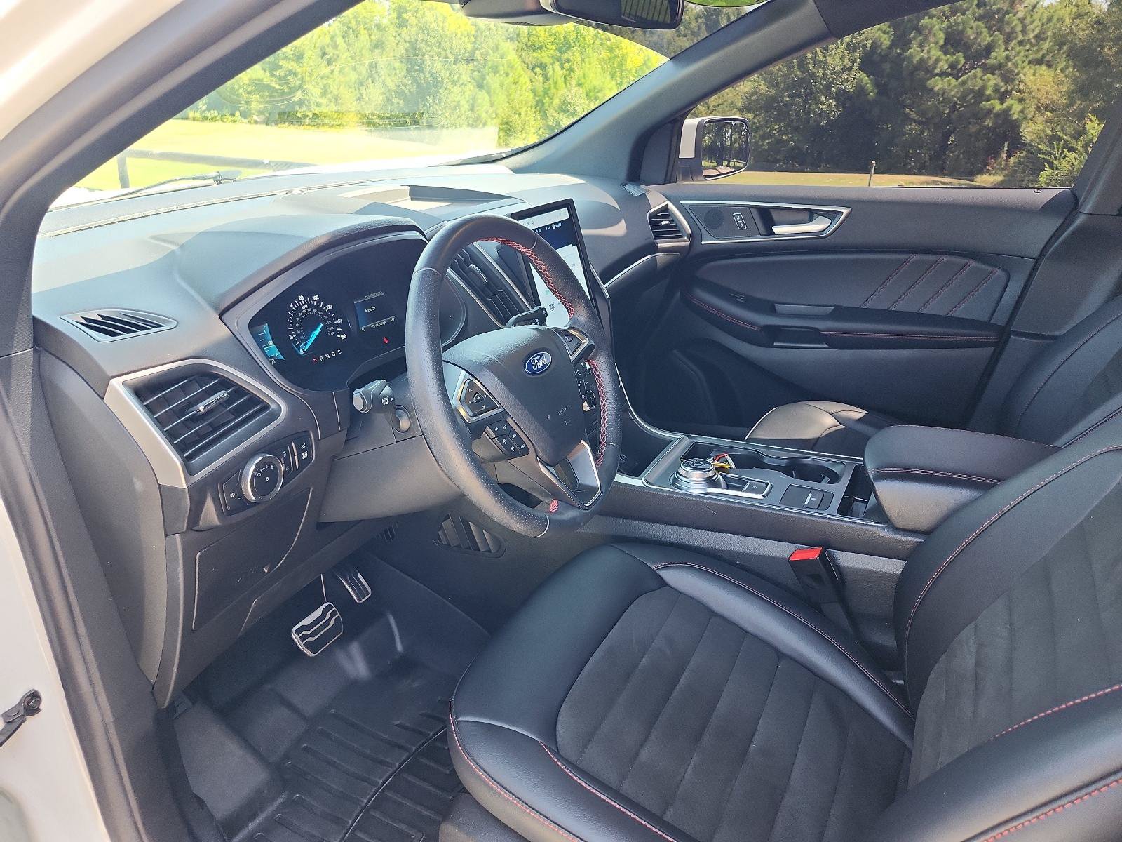 Used 2024 Ford Edge ST-Line AWD/4WD image 13