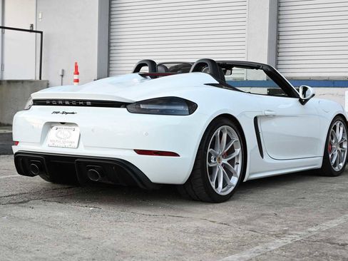 Used 2020 Porsche 718 Boxster Spyder image 6