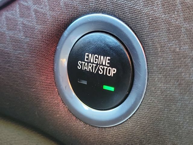 Used 2020 Chevrolet Malibu LT FWD image 19