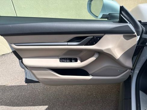 New 2025 Porsche Taycan image 19