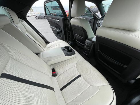 Used 2014 Chrysler 300 Uptown Edition w/ Quick Order Package 22M image 20