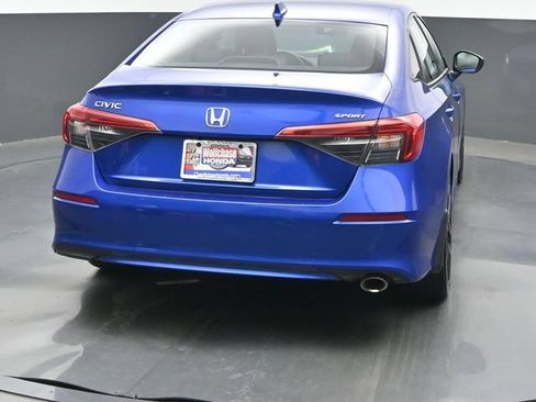 Certified 2022 Honda Civic Sport image 5