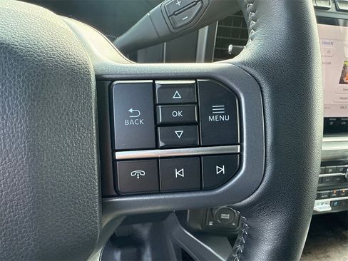 Certified 2024 Ford F250 Lariat w/ Chrome Package image 27