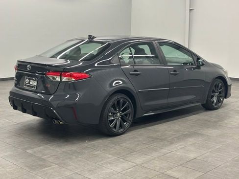 Used 2024 Toyota Corolla SE w/ SE Premium Package FWD image 2