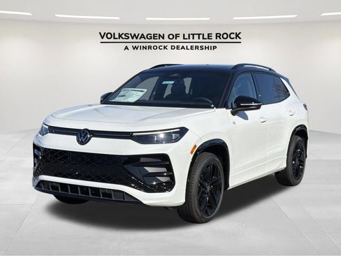 New 2026 Volkswagen Tiguan SE R-Line image 1