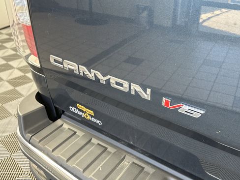 Used 2019 GMC Canyon SLE w/ Driver Alert Package image 14