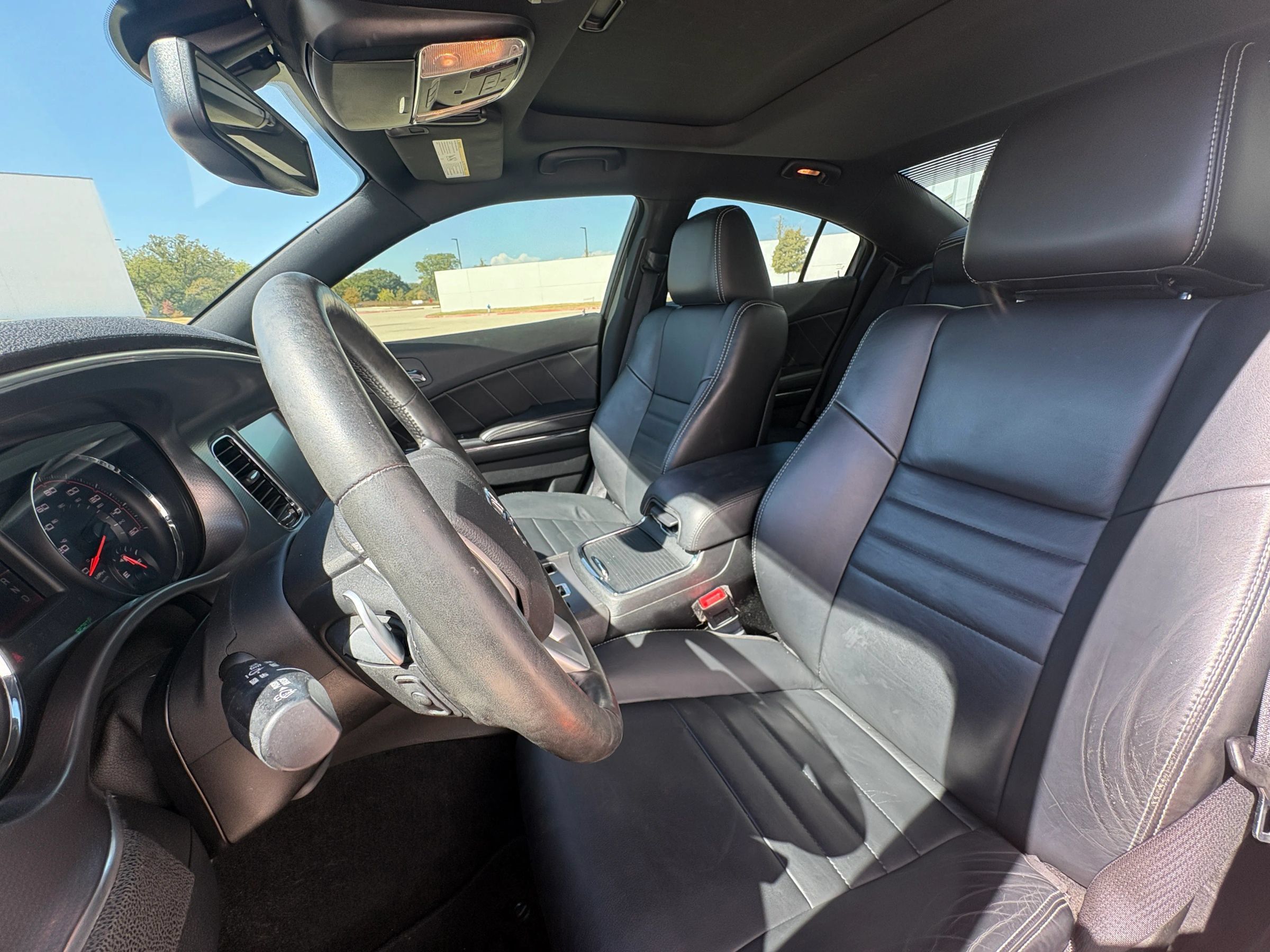 Used 2014 Dodge Charger R/T RWD image 26