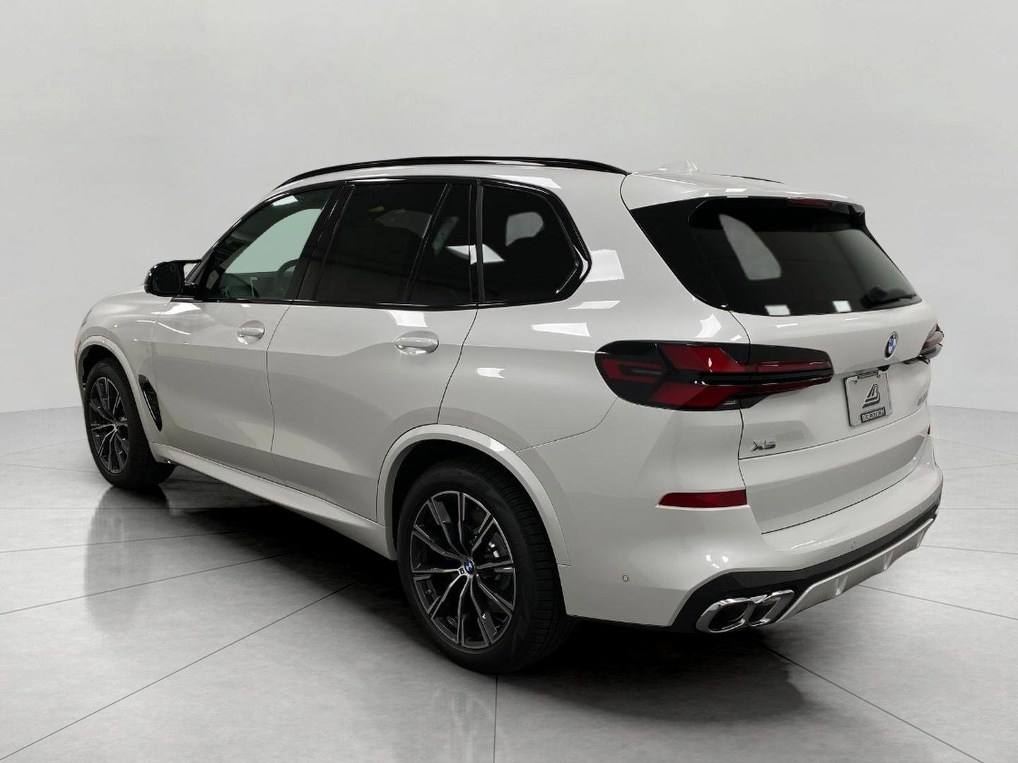 New 2026 BMW X5 M60i AWD/4WD image 9