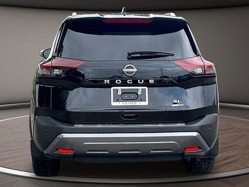 Used 2023 Nissan Rogue SL FWD image 4