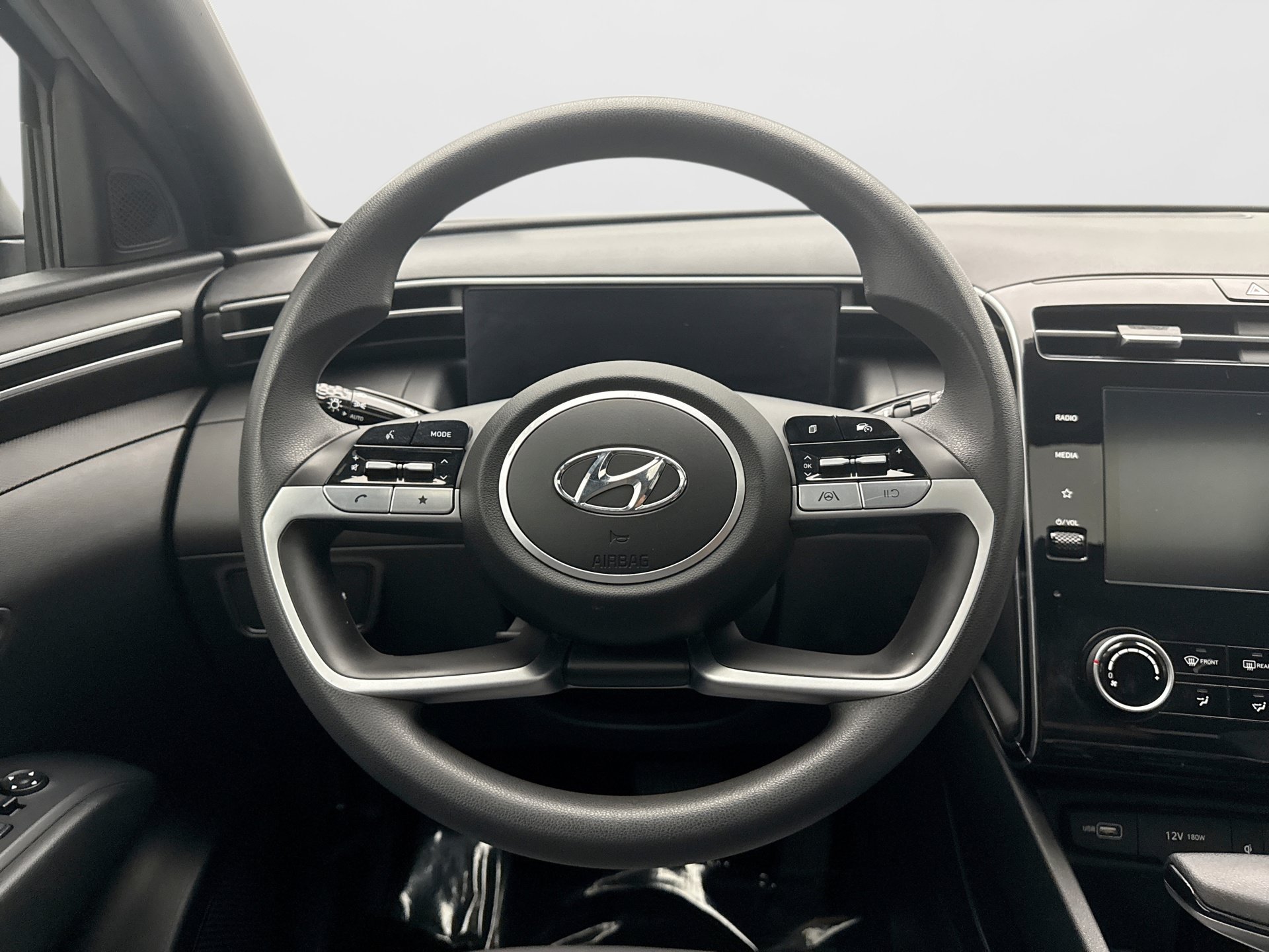 Used 2023 Hyundai Santa Cruz SEL w/ Activity Package AWD/4WD image 12