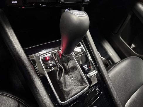 Used 2024 Jeep Compass Limited image 20