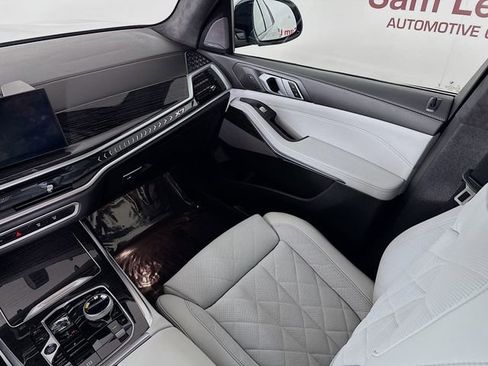 Used 2024 BMW X7 xDrive40i w/ M Sport Package image 25
