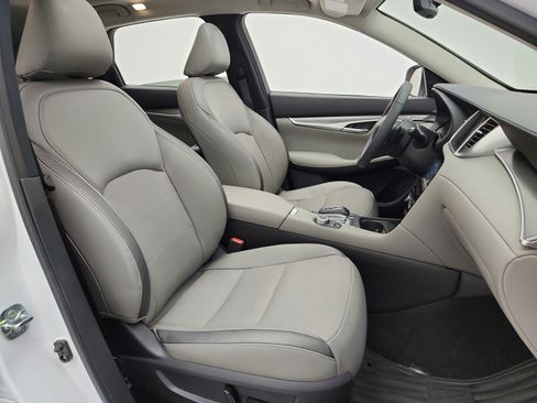 Used 2023 INFINITI QX50 Luxe FWD image 20