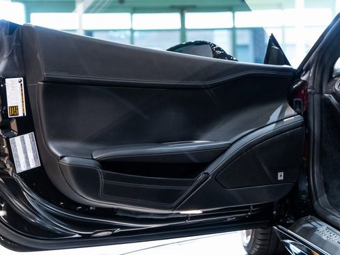 Used 2011 Ferrari 458 Italia Coupe image 22