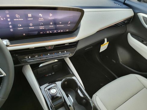 New 2026 Buick Envision Avenir image 9