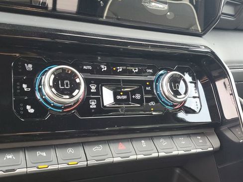 New 2026 GMC Sierra 1500 AT4X AWD/4WD image 24