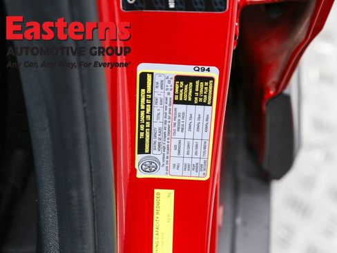 Used 2022 Hyundai Venue Limited image 35