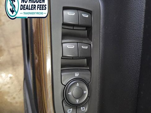 Used 2018 GMC Acadia SLE FWD image 20
