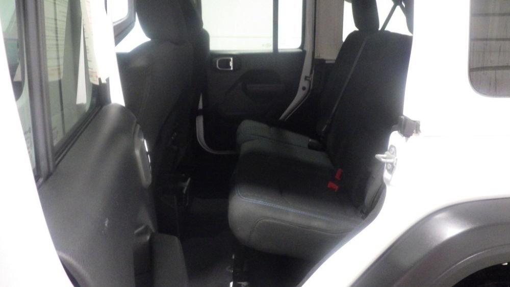 Used 2021 Jeep Wrangler Unlimited Sport AWD/4WD image 7