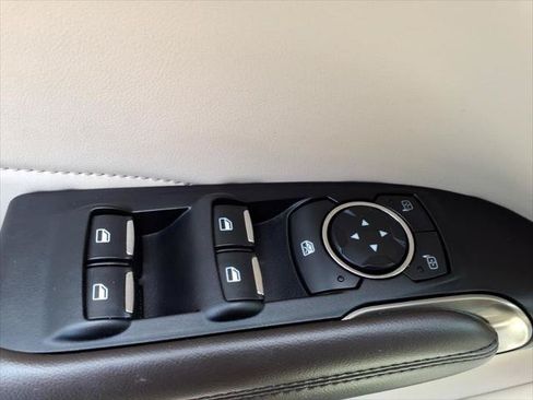 Used 2018 Lincoln MKC Premiere AWD/4WD image 14