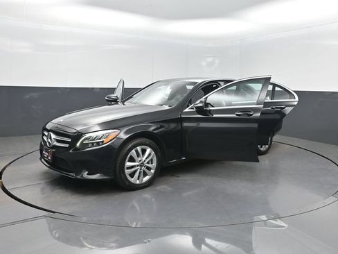 Used 2019 Mercedes-Benz C 300 4MATIC Sedan image 41