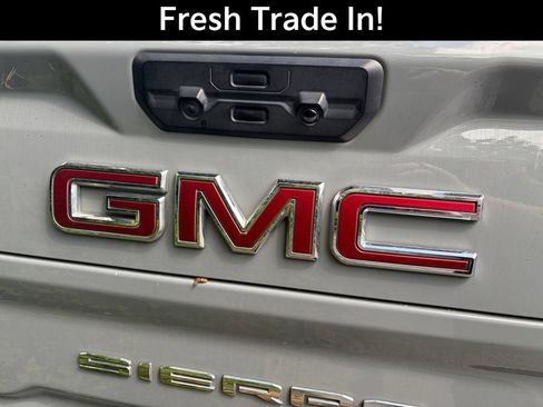 Used 2025 Chevrolet Silverado 2500 ZR2 w/ Technology Package AWD/4WD image 10