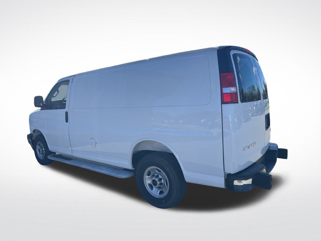 Used 2025 GMC Savana 2500 w/ Driver Convenience Package RWD image 7