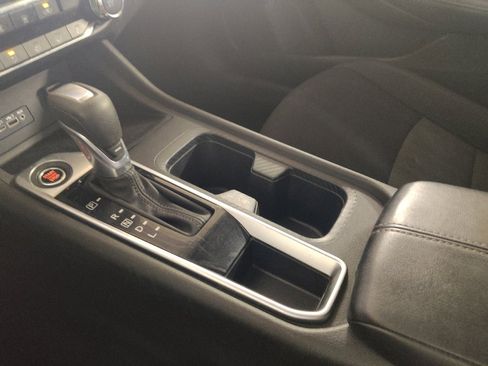 Used 2023 Nissan Sentra SV FWD image 26