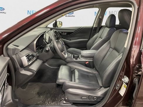Used 2025 Subaru Outback Touring image 9